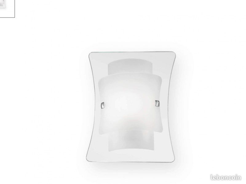 Appliques en verre TRIPLO (image 1)