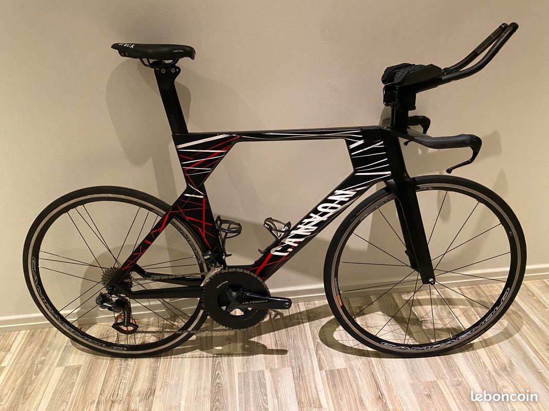 Canyon speedmax Vélos