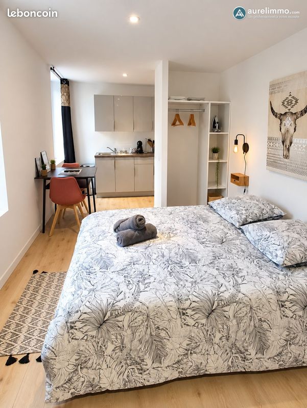 Immeuble 120 m² · à Néris-les-Bains · 120 m² · 179 900 €