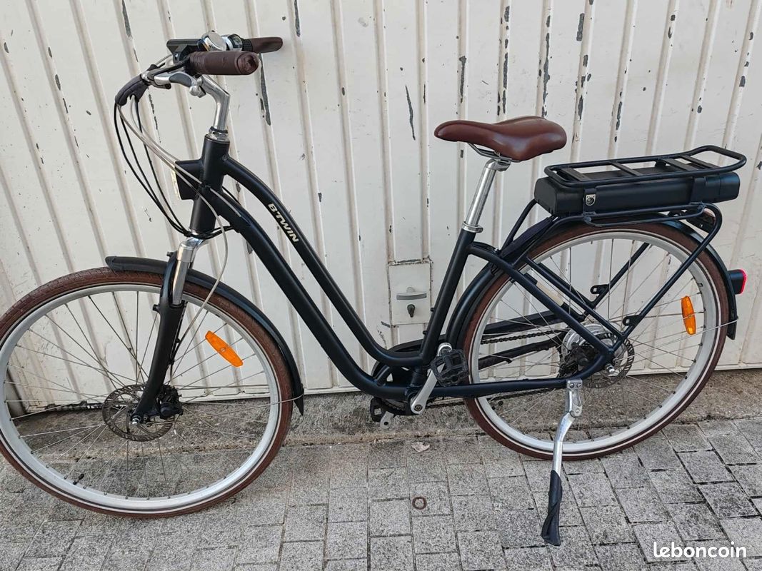 Vélo électrique vélo de ville B'twin Elops 900e Vélos