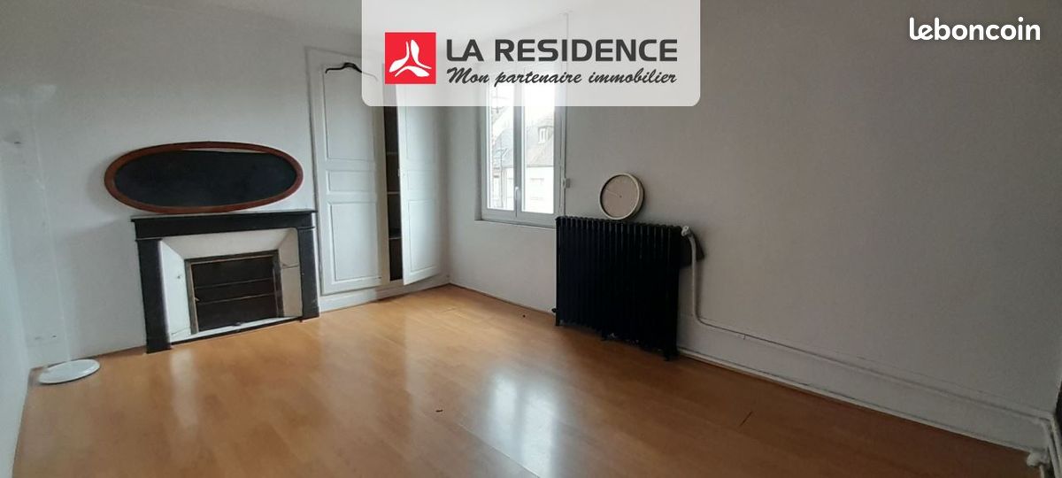 Maison 5 pièces 137 m² · à Mesnils-sur-Iton · 137 m² · 101 000 €