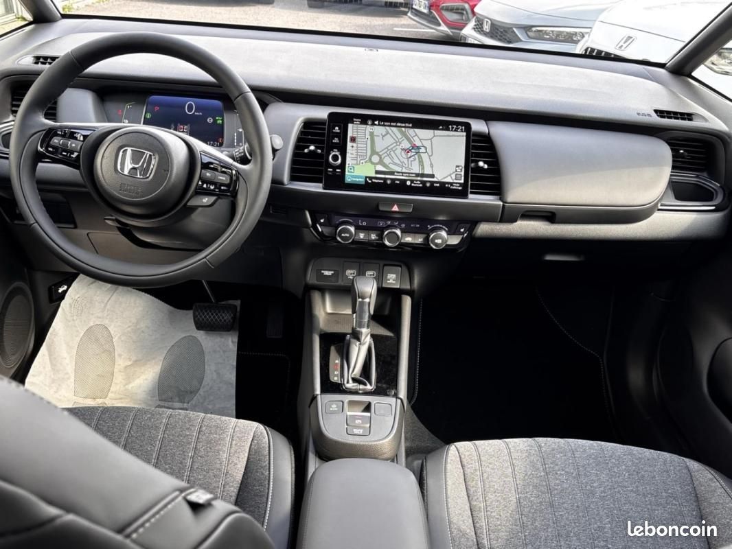 Honda Jazz 1.5 i-MMD 122ch e:HEV Advance MY26 (image 10)