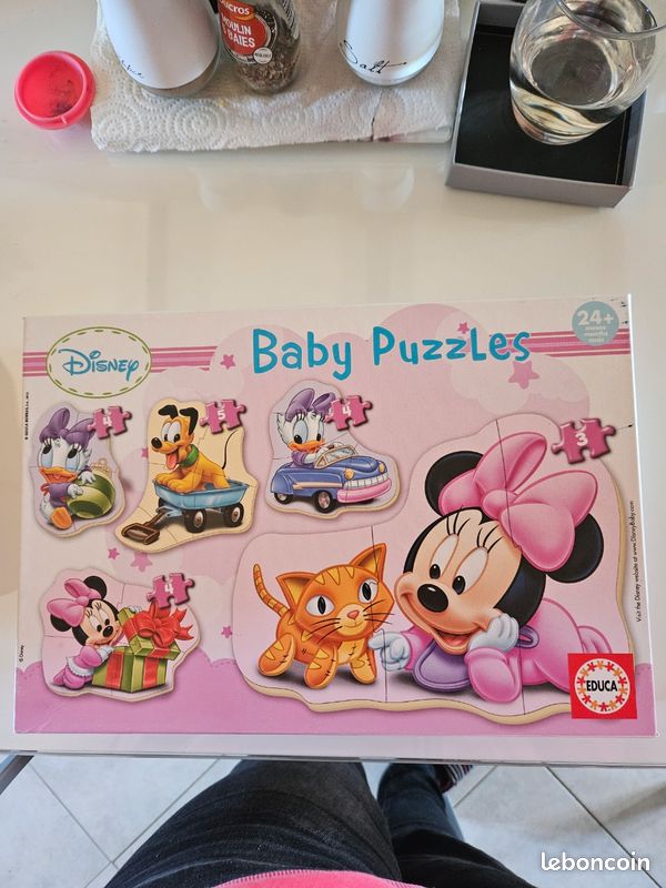 Puzzle (image 1)