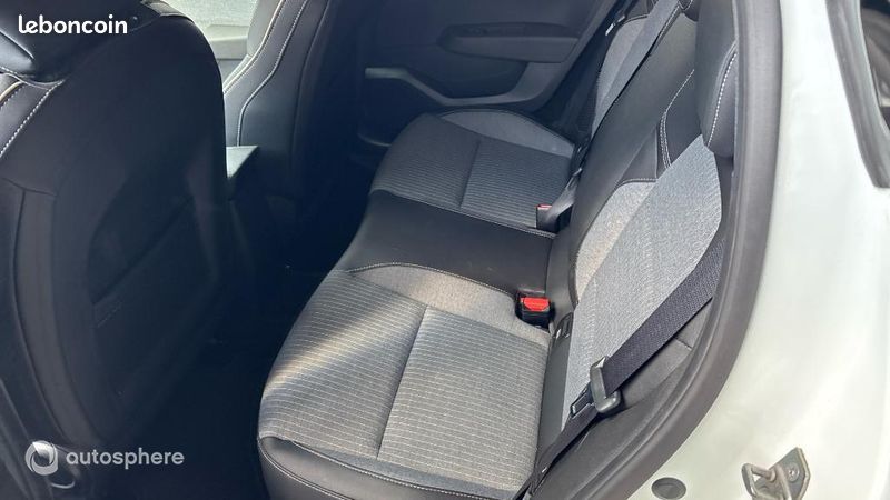 Renault Clio 1.6 E-Tech 145ch full hybrid Techno (image 13)