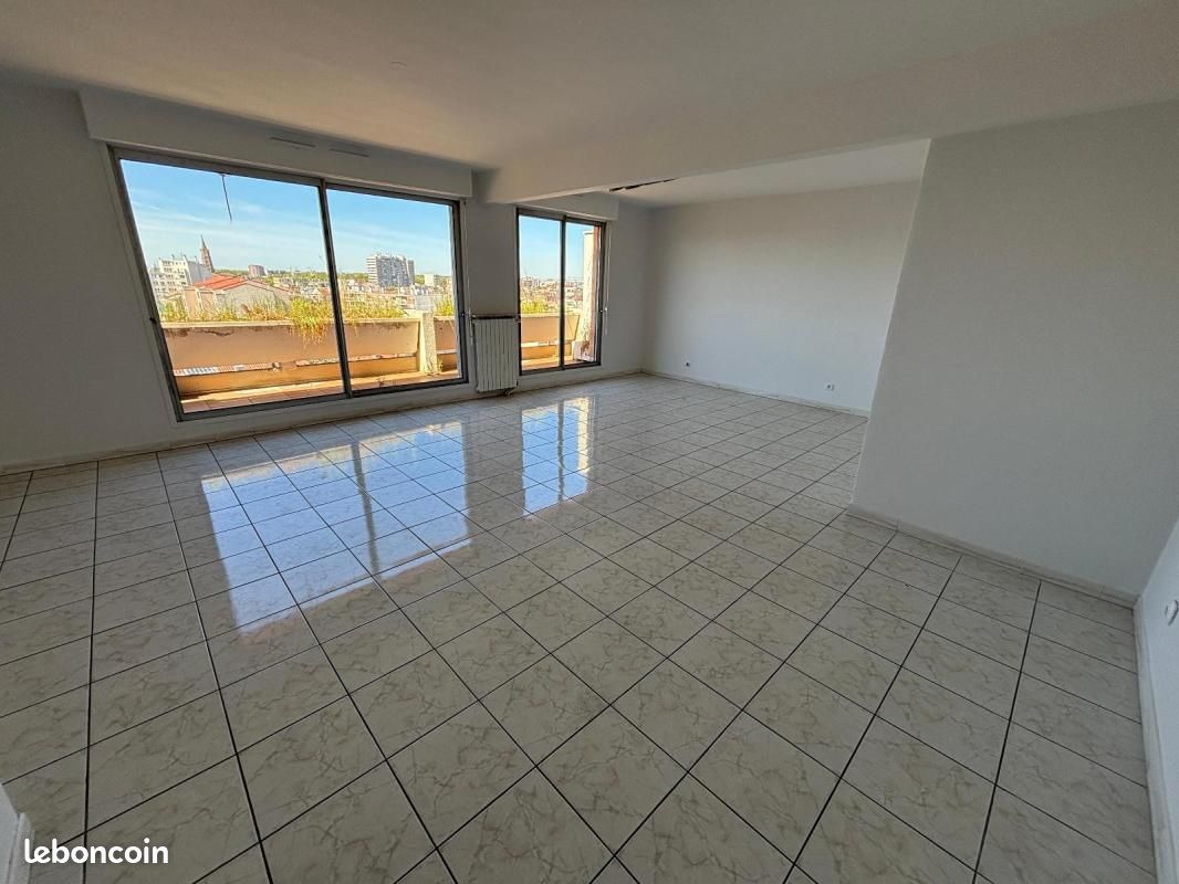 Appartement 4 pièces 110 m² · à Toulouse · 110 m² · 1 822 €