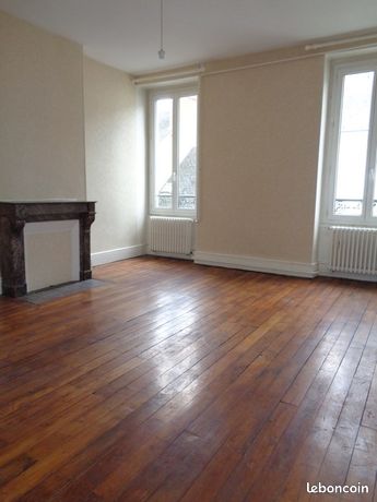 Appartement T4 plein centre ville de Nevers