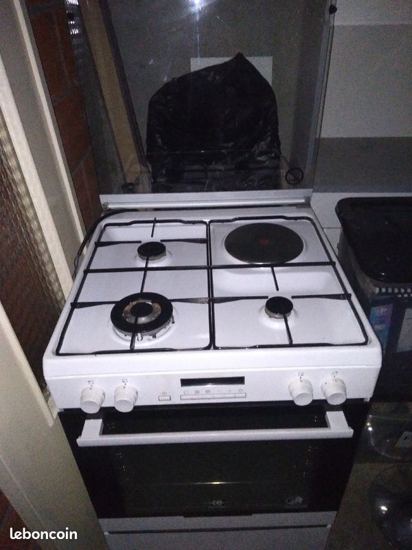 Cuisinière (image 2)
