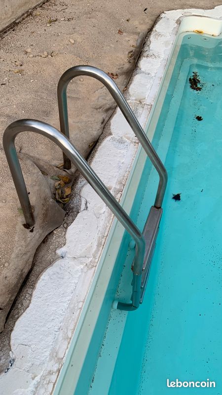 Échelle piscine (image 2)