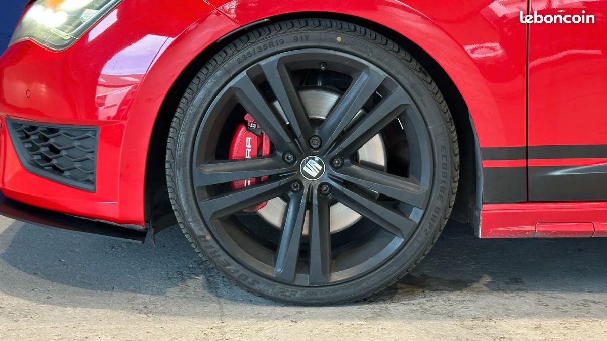 Seat Leon 2.0 280ch Cupra - Suivi complet - Sièges chauffants - Flexfuel (Éthanol) - Seat Sound - Modes de conduite (image 33)