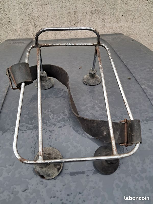 Porte bagage de réservoir de SPR Motobecane (image 3)