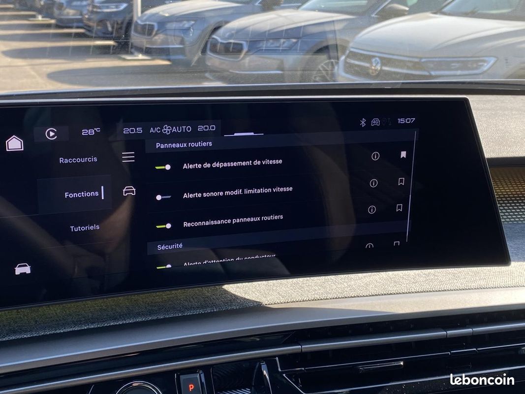 Peugeot 5008 iii 1.2 hybrid 145 gt e-dcs6 (image 24)