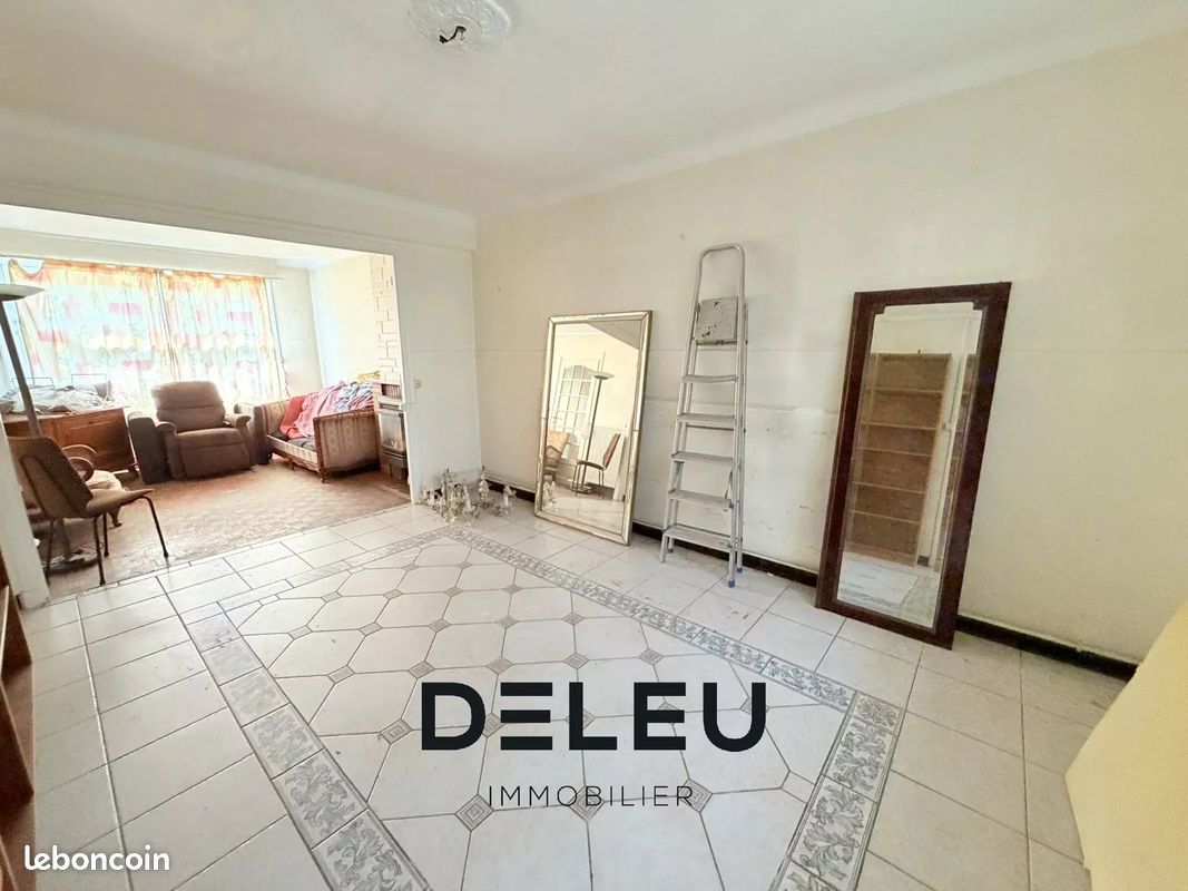 Maison 4 pièces 104 m² · à Wambrechies · 104 m² · 220 000 €