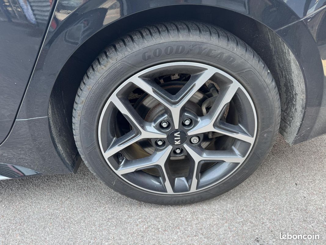KIA PROCEED 1.5 T-GDI 160 GT LINE BVA / Garantie 12 mois (image 23)