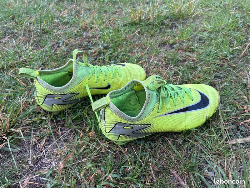 Crampons Nike mercurial foot / rugby (image 2)