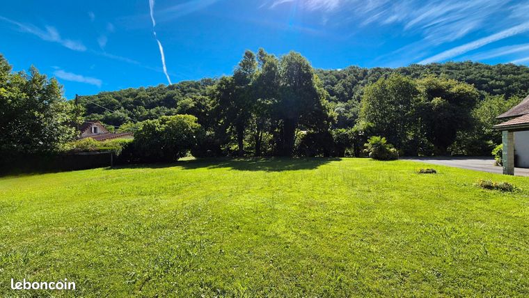Terrain 963 m² JURANCON