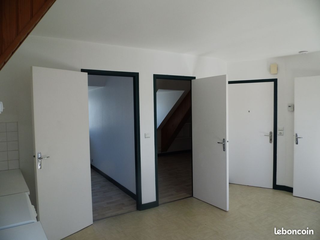 Appartement 3 pièces 45 m² · à Saint-Hilaire-du-Harcouët · 45 m² · 450 €/mois