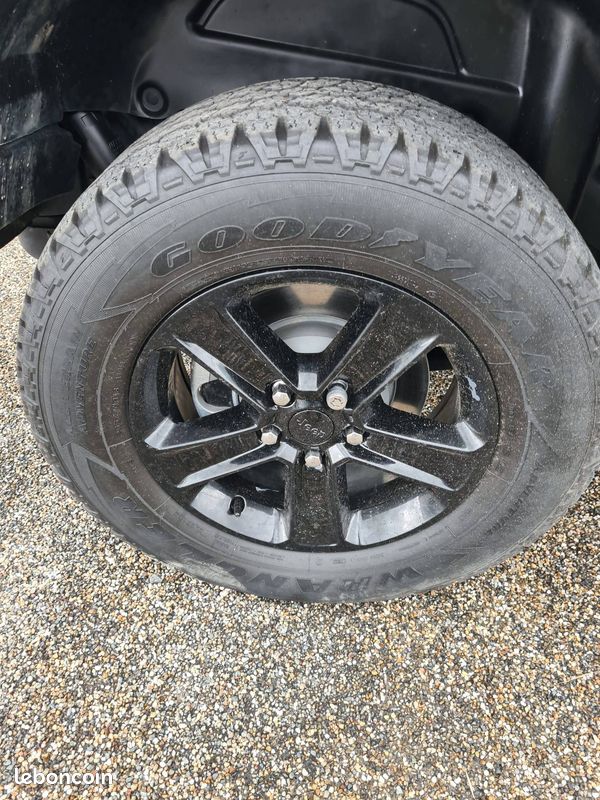 JEEP Wrangler Unlimited 2.2 l MultiJet AdBlue 200 ch 4x4 BVA8 Night Eagle (image 9)