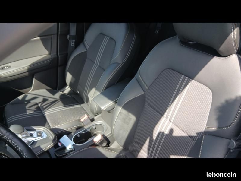 Renault Captur 1.6 E-Tech hybride 145ch Rive Gauche (image 12)