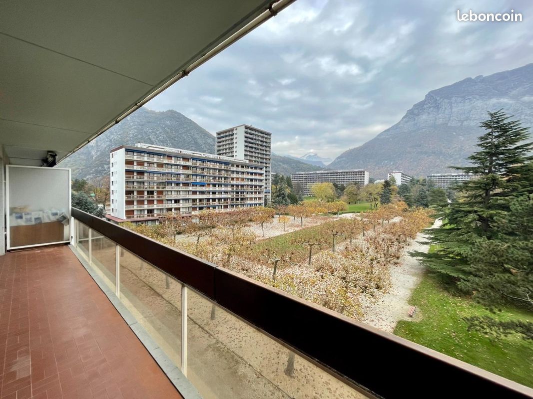 Appartement 3 pièces 69 m² · à Saint-Égrève · 69 m² · 906 €/mois