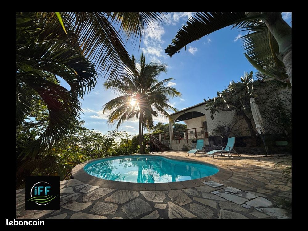 Maison 5 pièces 117 m² · à Saint-Paul · 117 m² · 599 000 €