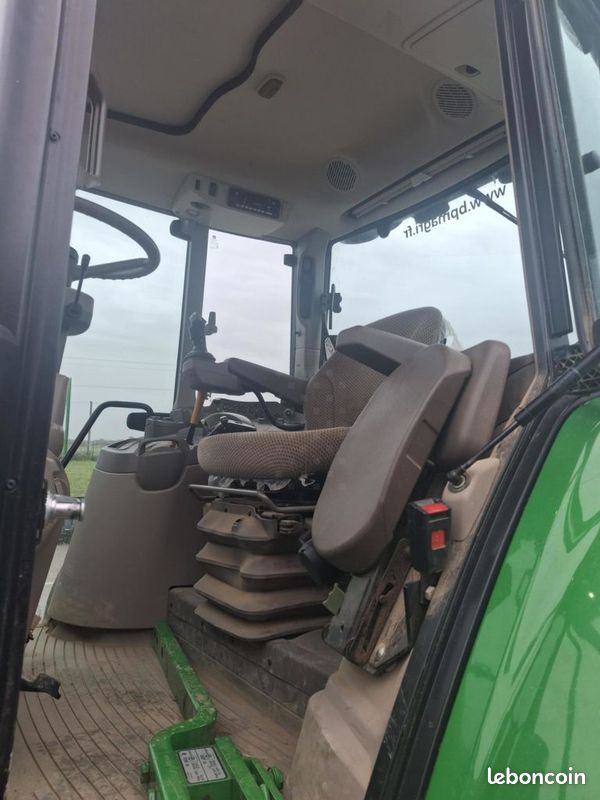 John Deere 6100M (image 12)