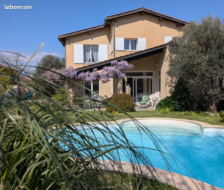 Maison 7 pièces 210 m² · à Montélimar · 210 m² · 495 000 €