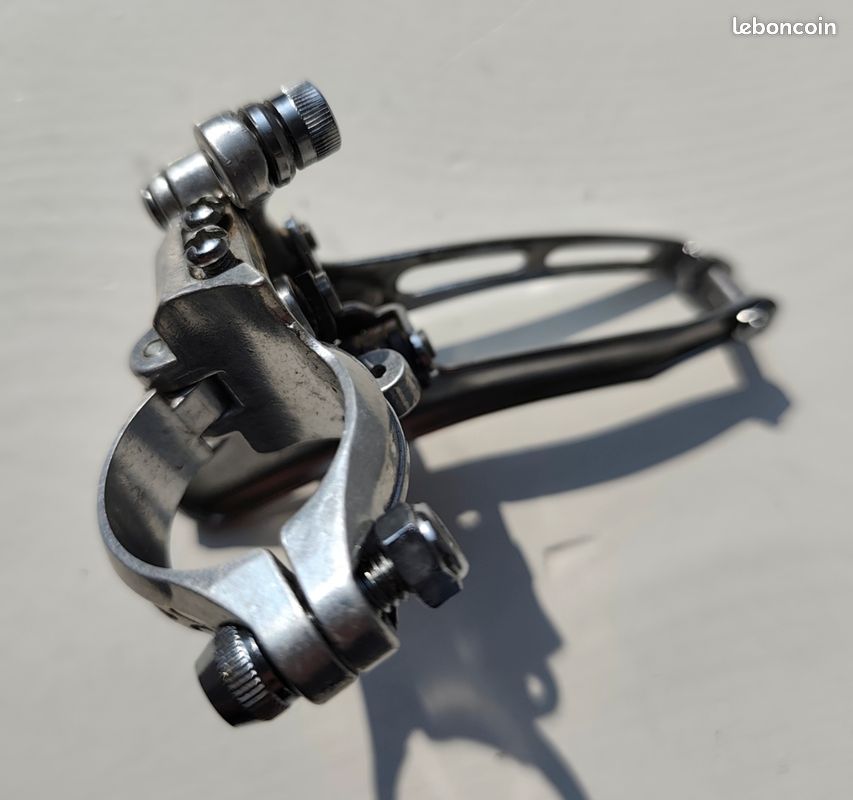 Dérailleur Avant Shimano 600 Arabesque Vintage Japon 28,6 Mm 6 Vitesses Tirage Bas