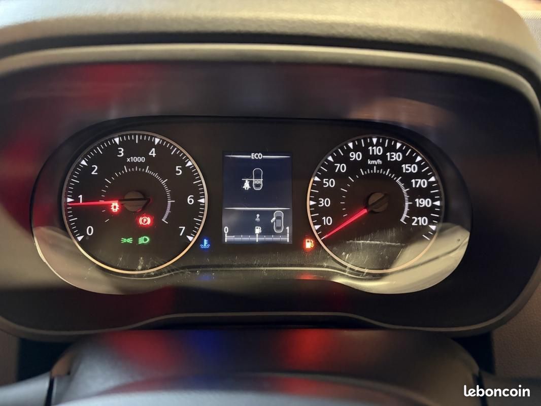 Dacia Duster BLUE 1.5 DCI 115 PRESTIGE (image 13)