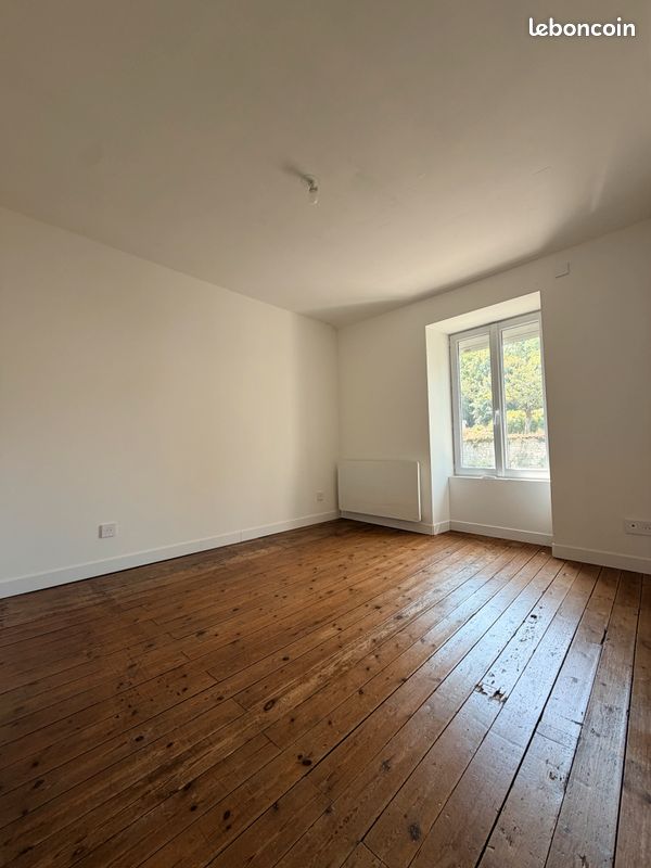 Maison 2 pièces 32 m² · à Fontenay-le-Comte · 32,2 m² · 600 €