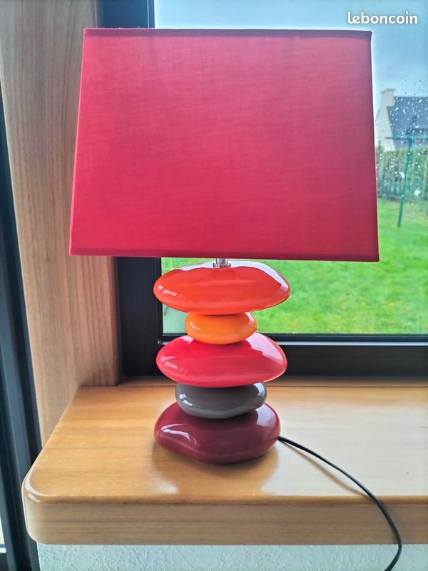 Lampe à poser (image 1)