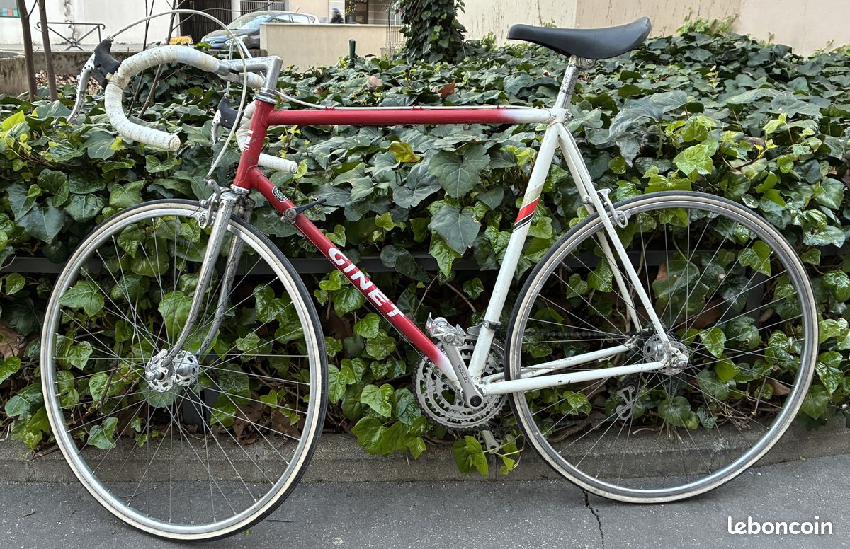 Vélo de ville femme vintage marque Ginet - Vélos Vélo de ville femme vintage marque Ginet - Vélos