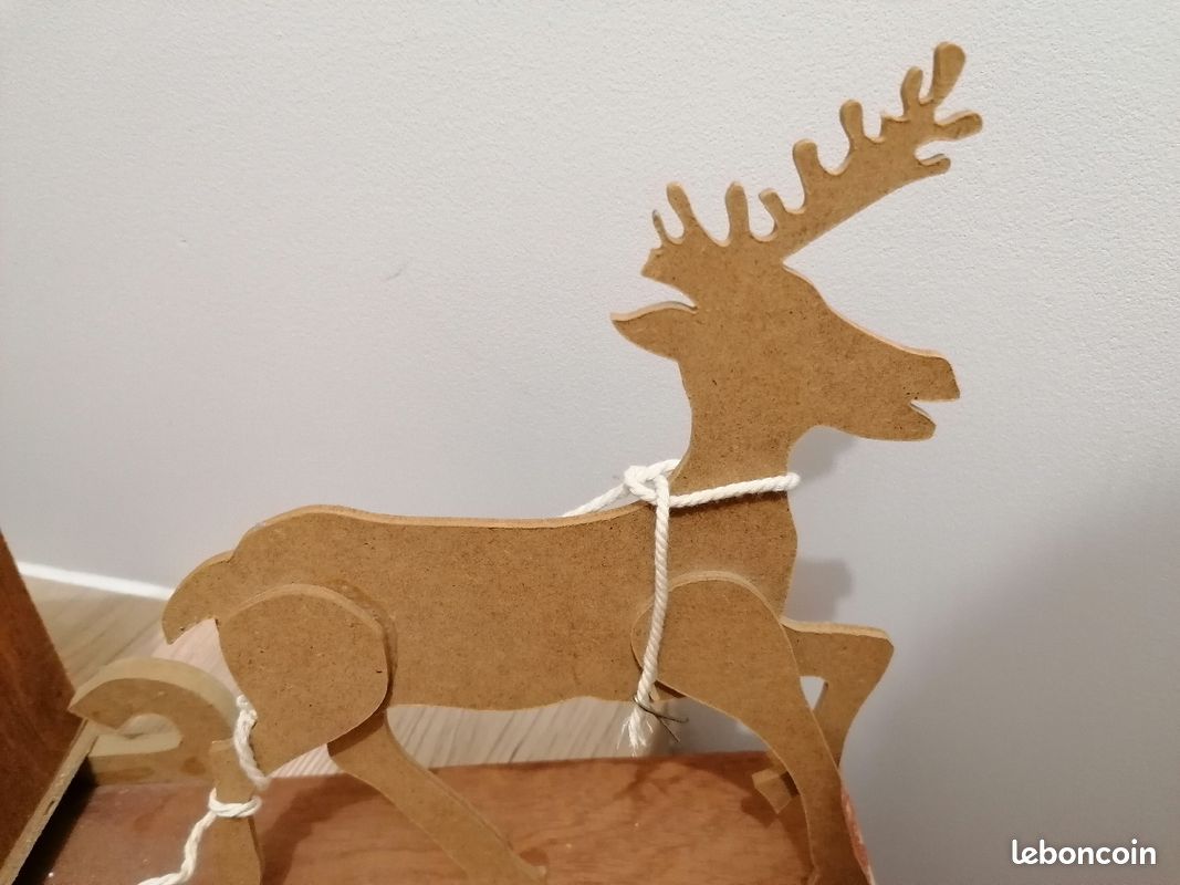 Calendrier avant en bois (image 2)