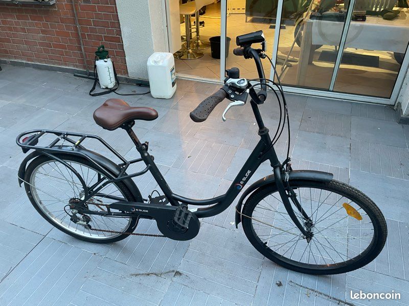Ancien vélo électrique Vélos