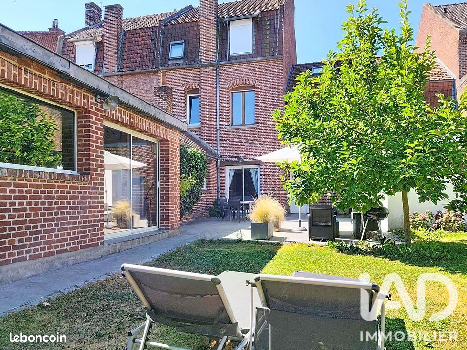 Maison 10 pièces 263 m² · à Douai · 263 m² · 449 000 €