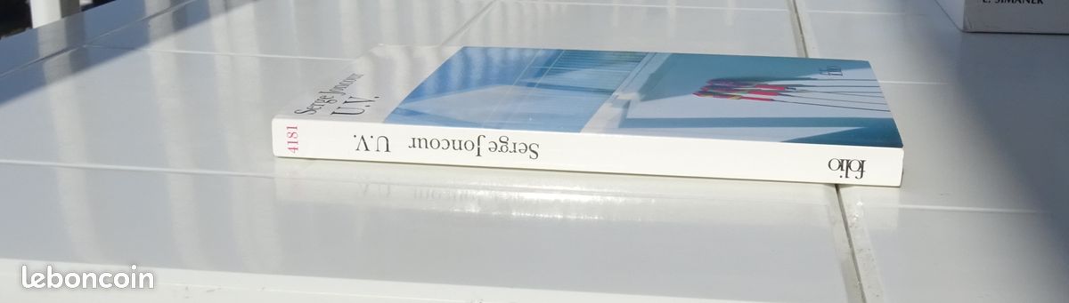 Serge JONCOUR - U.V. Folio Gallimard 2007 - Prix du Roman France Télévisions 2003 - Thriller - Suspense Huis-clos Mer été Adapté au cinéma îles Tension Vacances Famille - Manipulation (image 2)