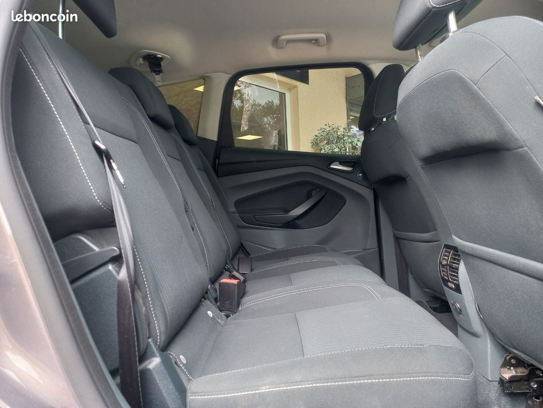 FORD C-Max 1.0 125 ch S&S EcoBoost Titanium X (image 16)