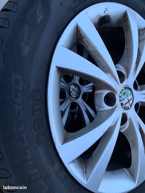 Pneus été PIRELLI 205/55 R16 91V P7 CINTURATO