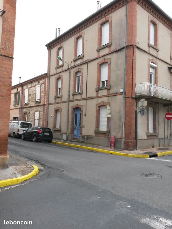 Appartement 3 pièces 70 m² · à Carmaux · 70 m² · 570 €