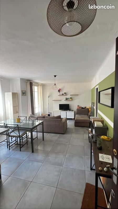 Appartement 3 pièces 57 m² · à Aix-en-Provence · 57 m² · 1 090 €/mois