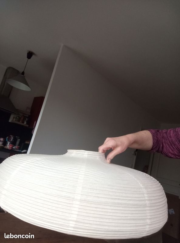 Suspension en papier de riz : un renouveau design - Joli Place