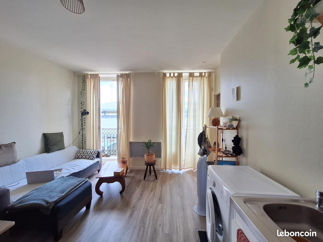 Appartement 2 pièces 33 m² · à Dijon · 33 m² · 319 €