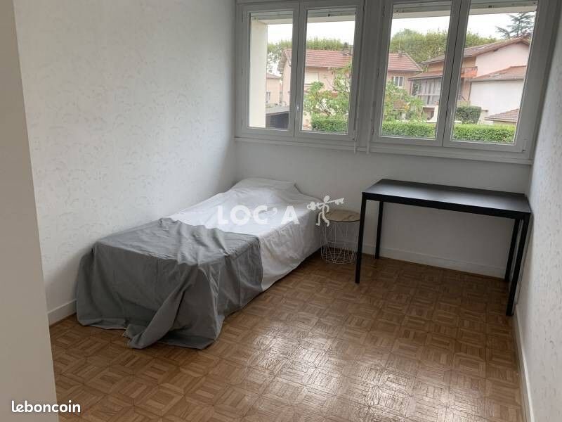 Appartement 4 pièces 73 m² · à Saint-Priest · 73 m² · 1 050 €/mois