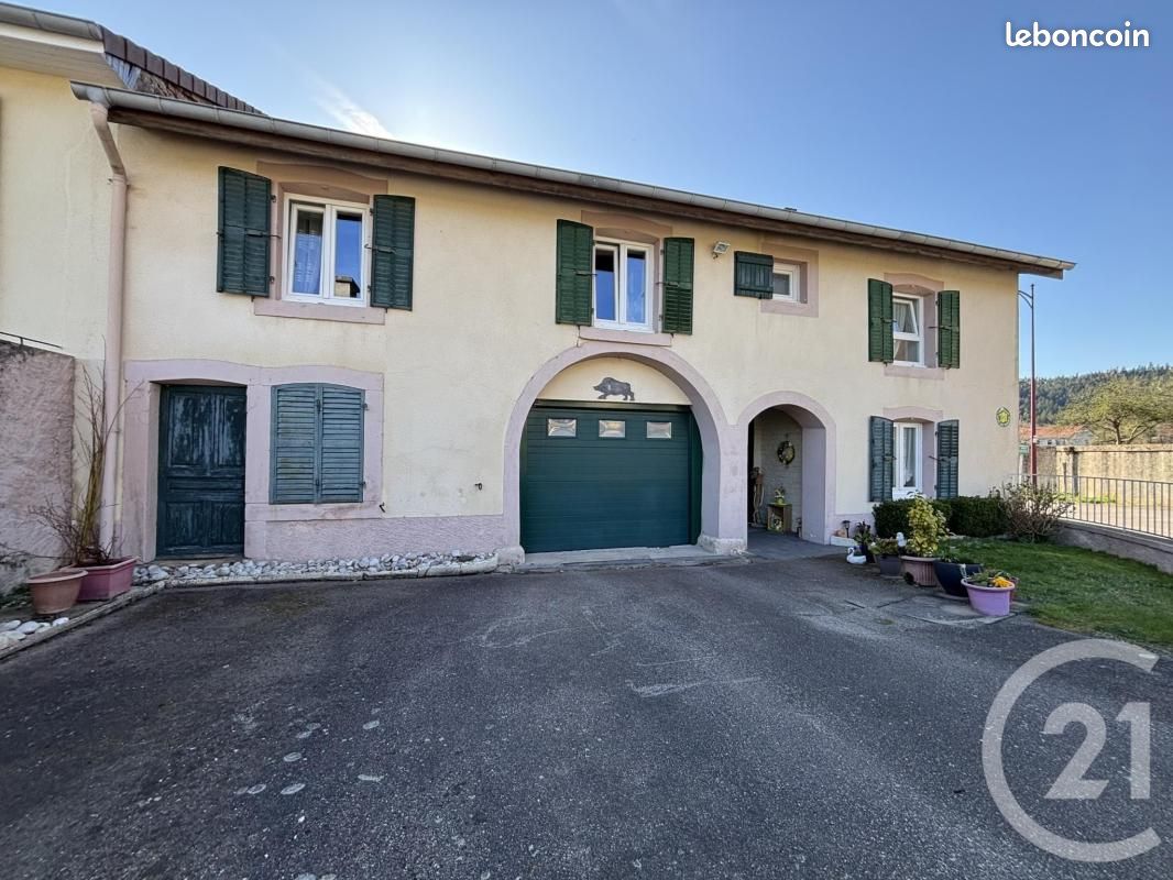 Maison 8 pièces 193 m² · à Biffontaine · 193 m² · 199 900 €