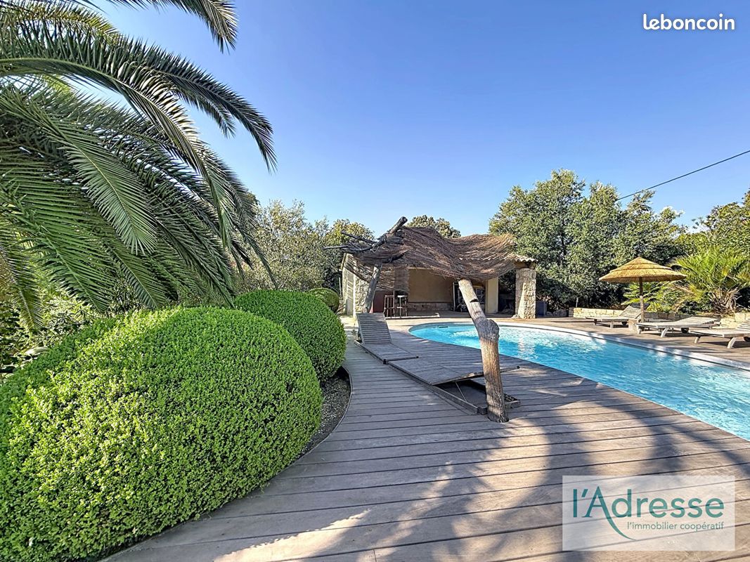 Propriété 6 pièces 232 m² (image 13)