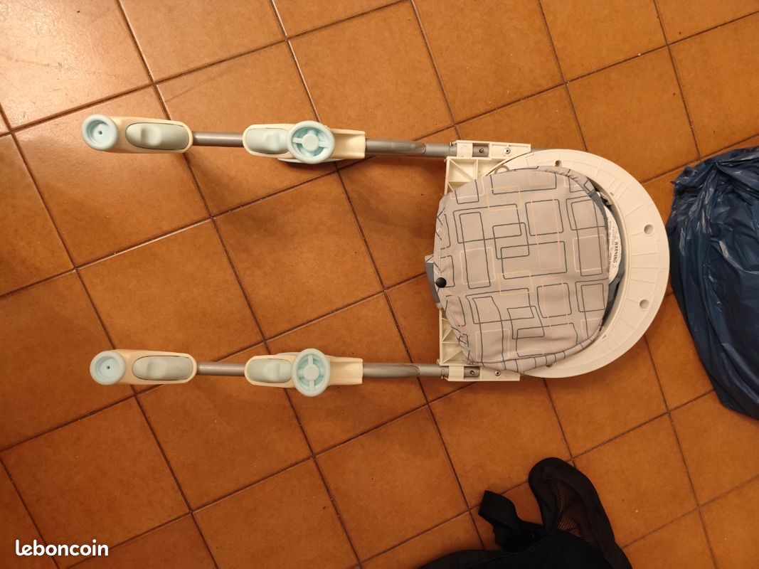 Siège de table 360° Chicco avec housse de transport (image 3)