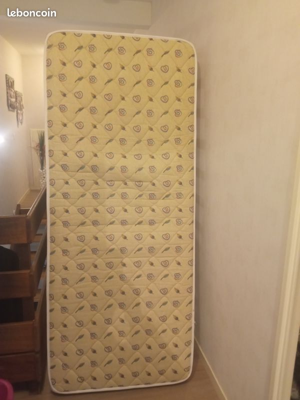 Sommier à lattes et matelas une personne (image 3)