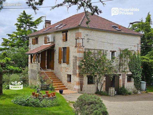 Maison 10 pièces 290 m²