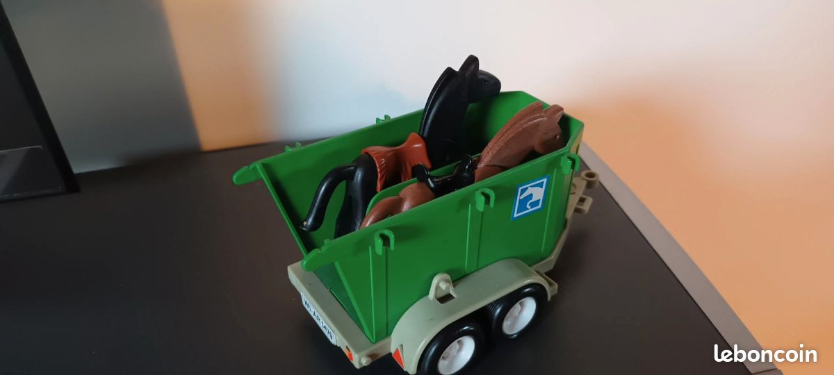 Remorque vintage 1979 Van pour chevaux Playmobil 3505 (image 2)