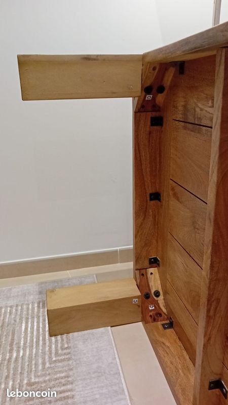 Table basse très solide (image 2)