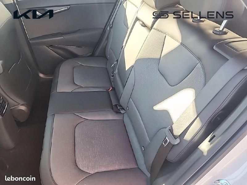 Kia Niro 1.6 GDi 129ch HEV Premium DCT6 (image 12)